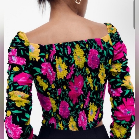 NWT. $50R Zara Off Shoulder Sweetheart Neckline Floral Crop Top Blouse - Picture 4 of 8